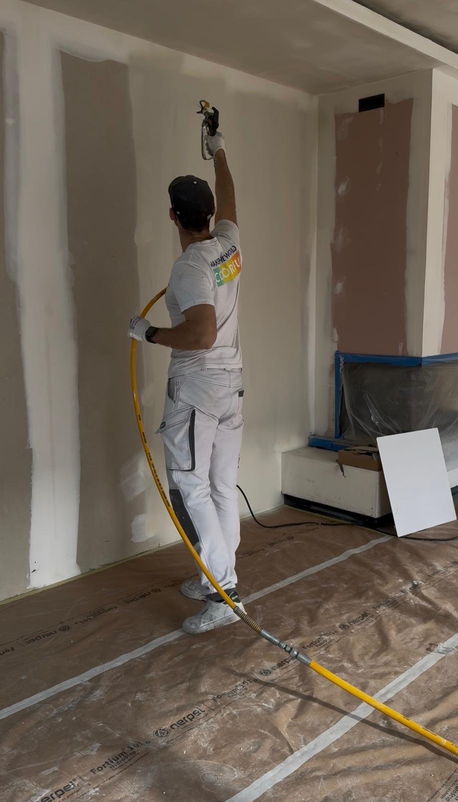 Application d'enduit au pistolet airless — JS Peinture
