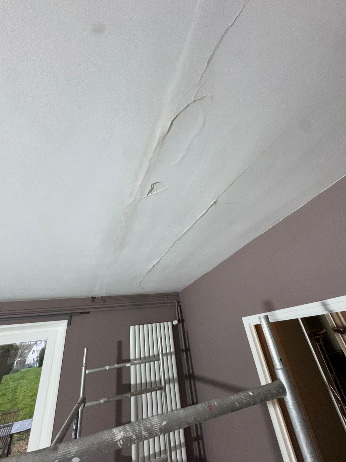 Préparation des supports — fissures de plafond